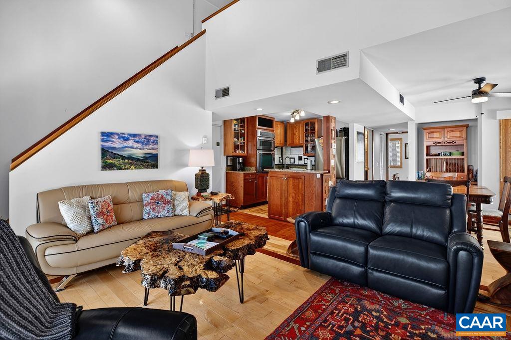 1448 Highlands Condos Roseland, VA 22967 - Photo 6 of 37