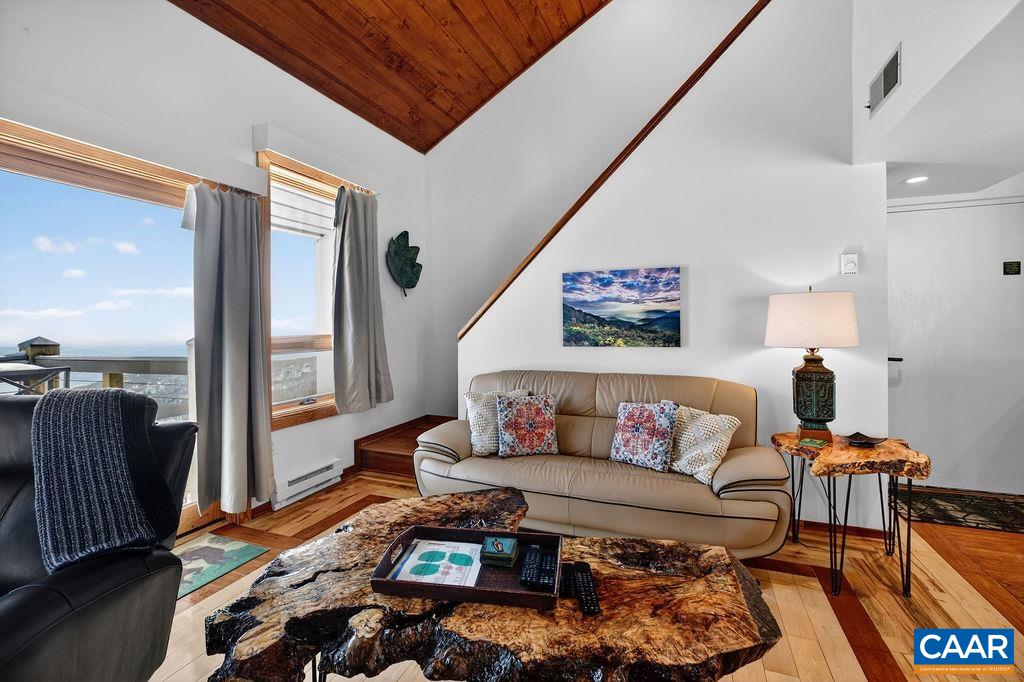 1448 Highlands Condos Roseland, VA 22967 - Photo 7 of 37