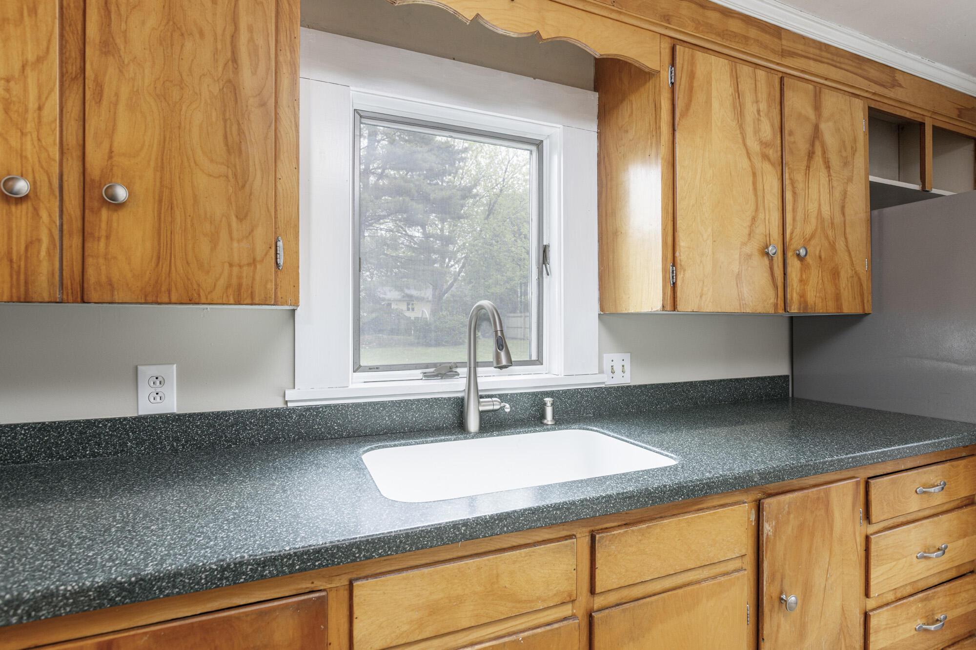 113 Ray Street Portland, ME 04103 - Photo 12 of 51 113 Ray St_04