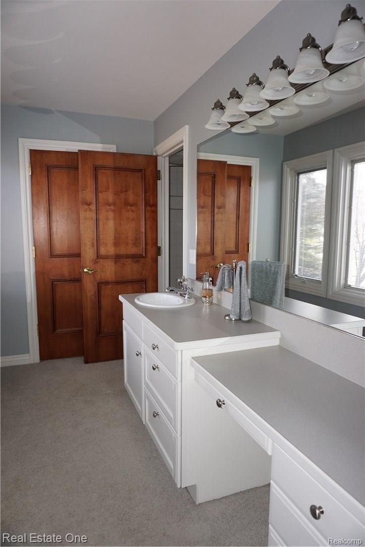 4646 Goodison Pl Drive Rochester, MI 48306 - Photo 38 of 53 DSC04779.JPG