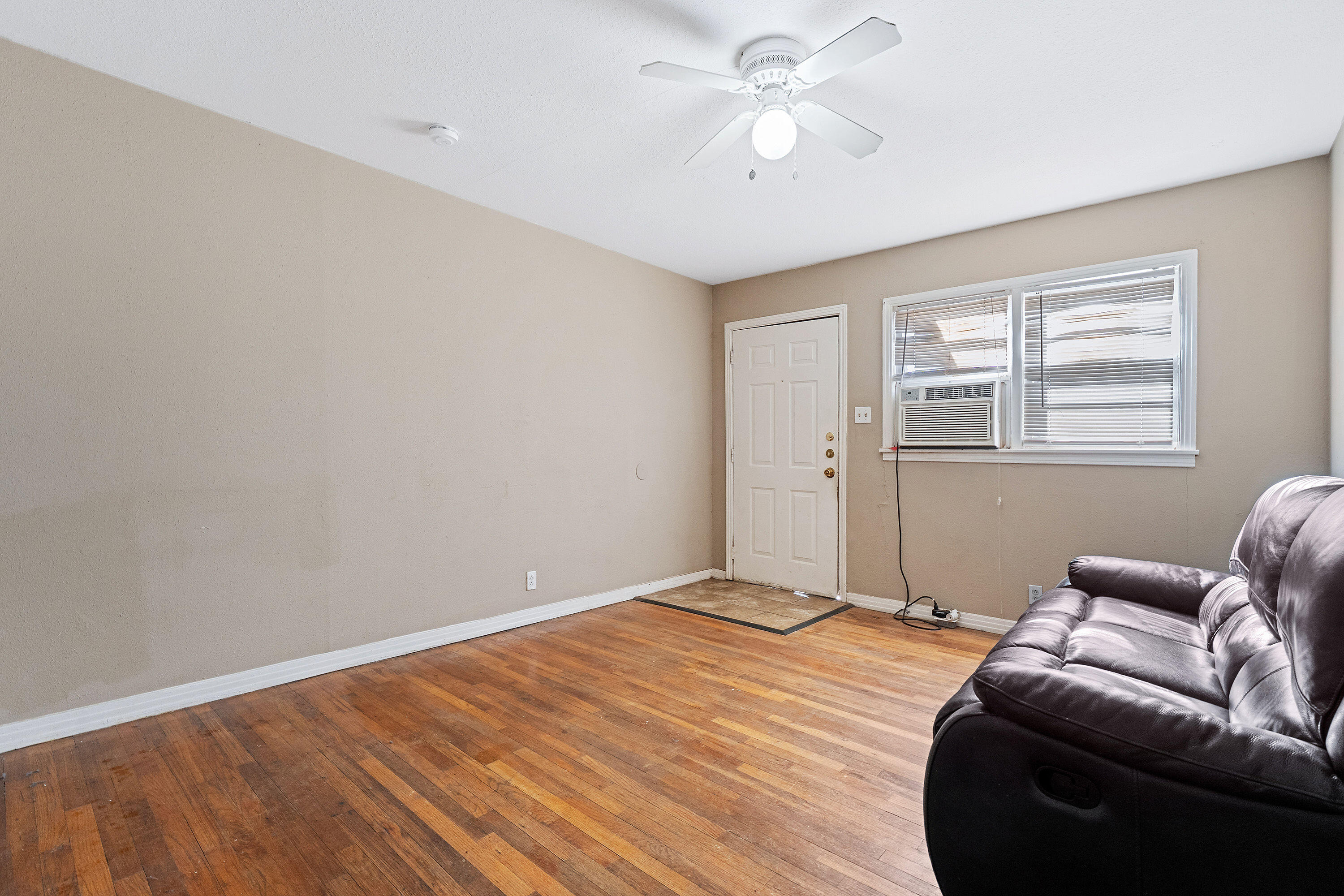 1924 26th Street Lubbock, TX 79411 - Photo 11 of 17 DSC04870