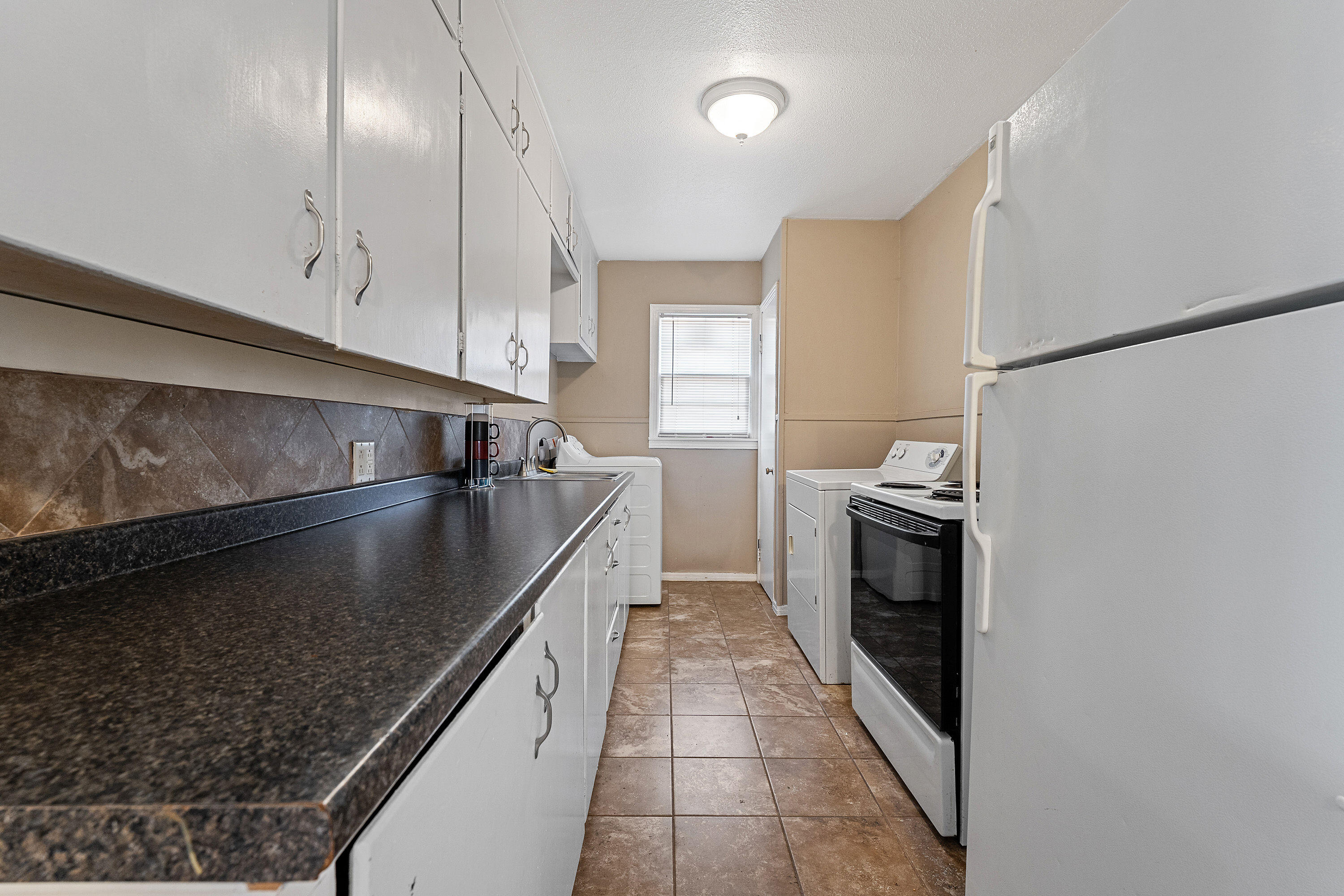 1924 26th Street Lubbock, TX 79411 - Photo 13 of 17 DSC04876