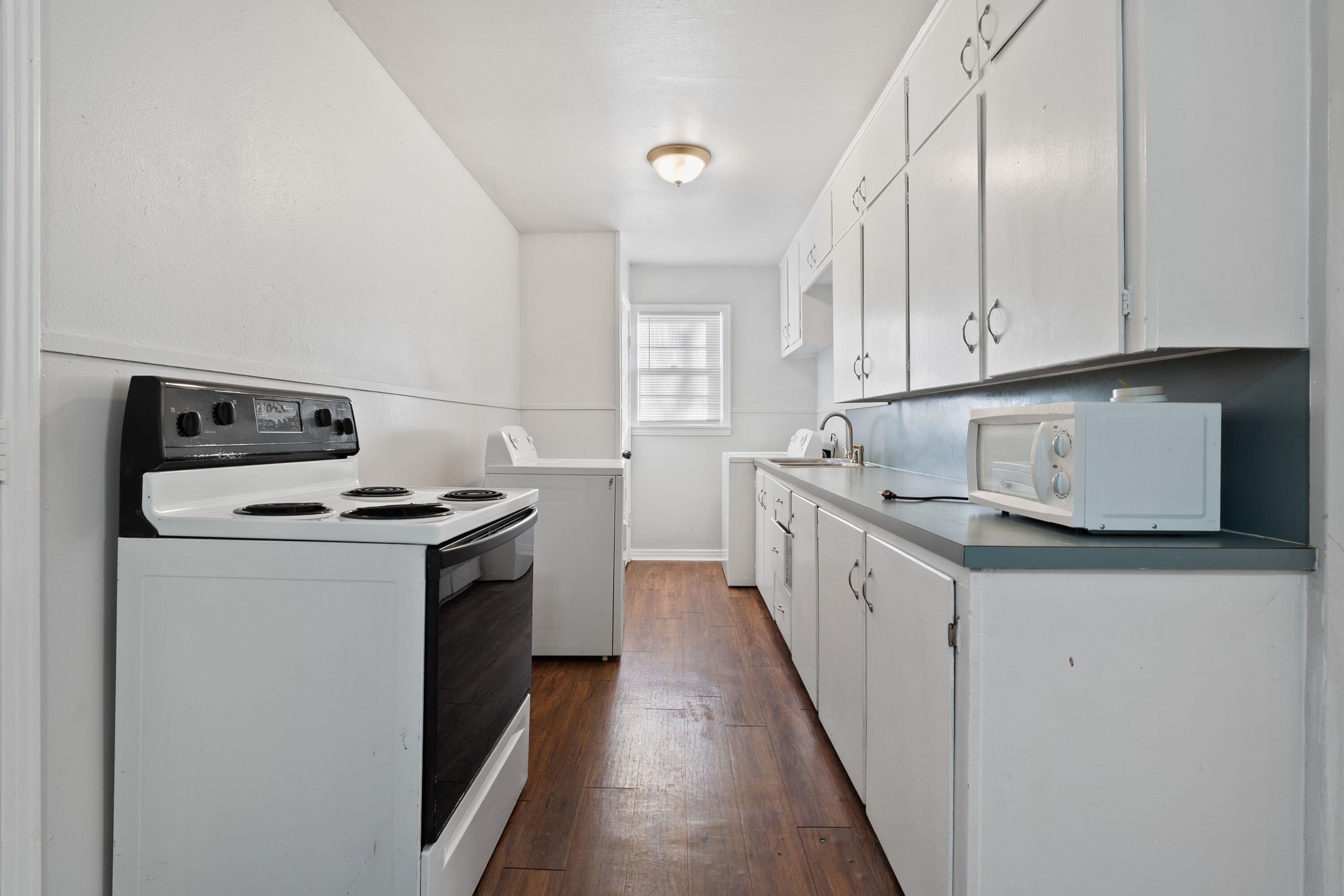 1924 26th Street Lubbock, TX 79411 - Photo 4 of 17 DSC02318