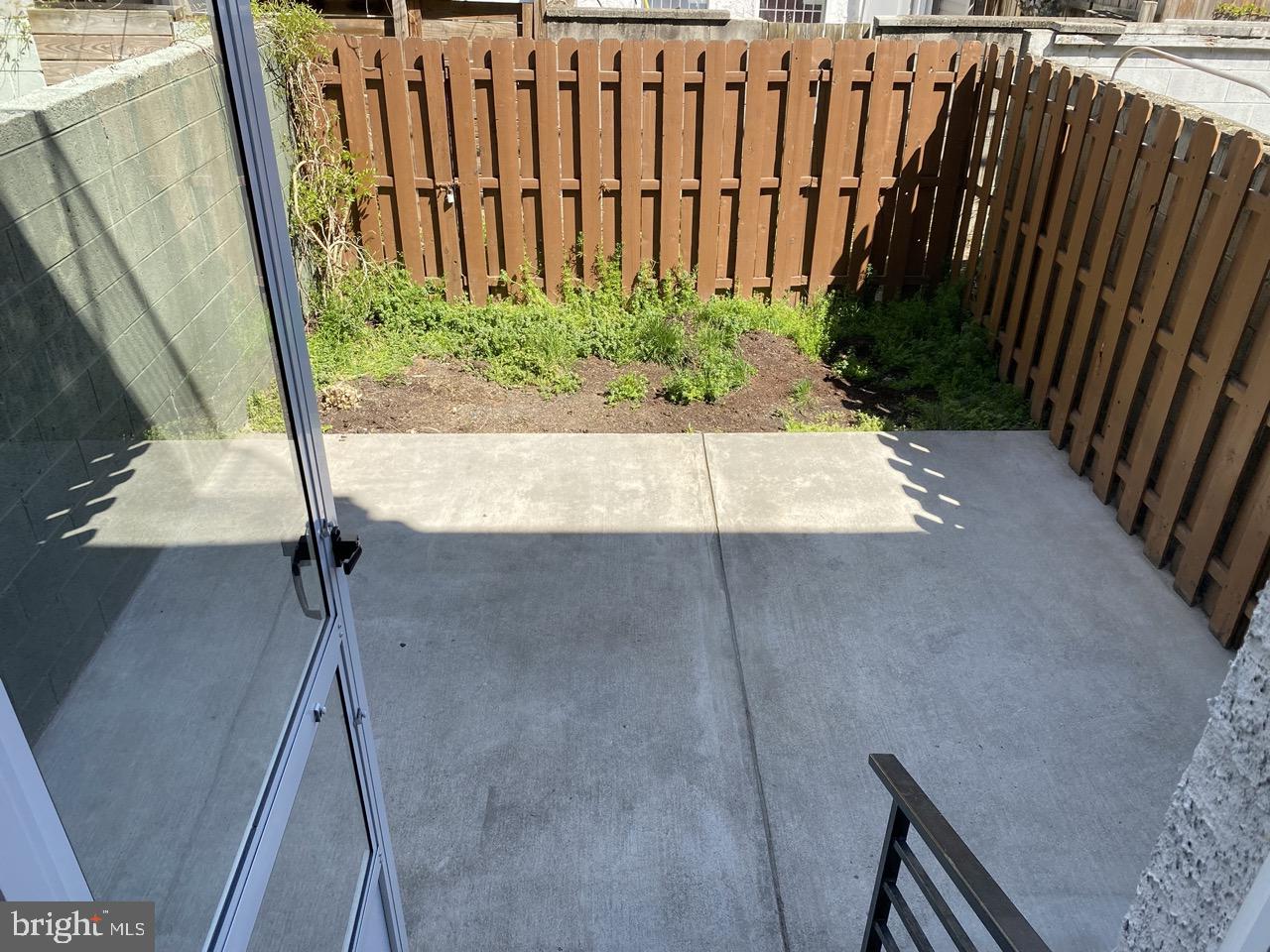 2719 Reed Street Philadelphia, PA 19146 - Photo 11 of 40