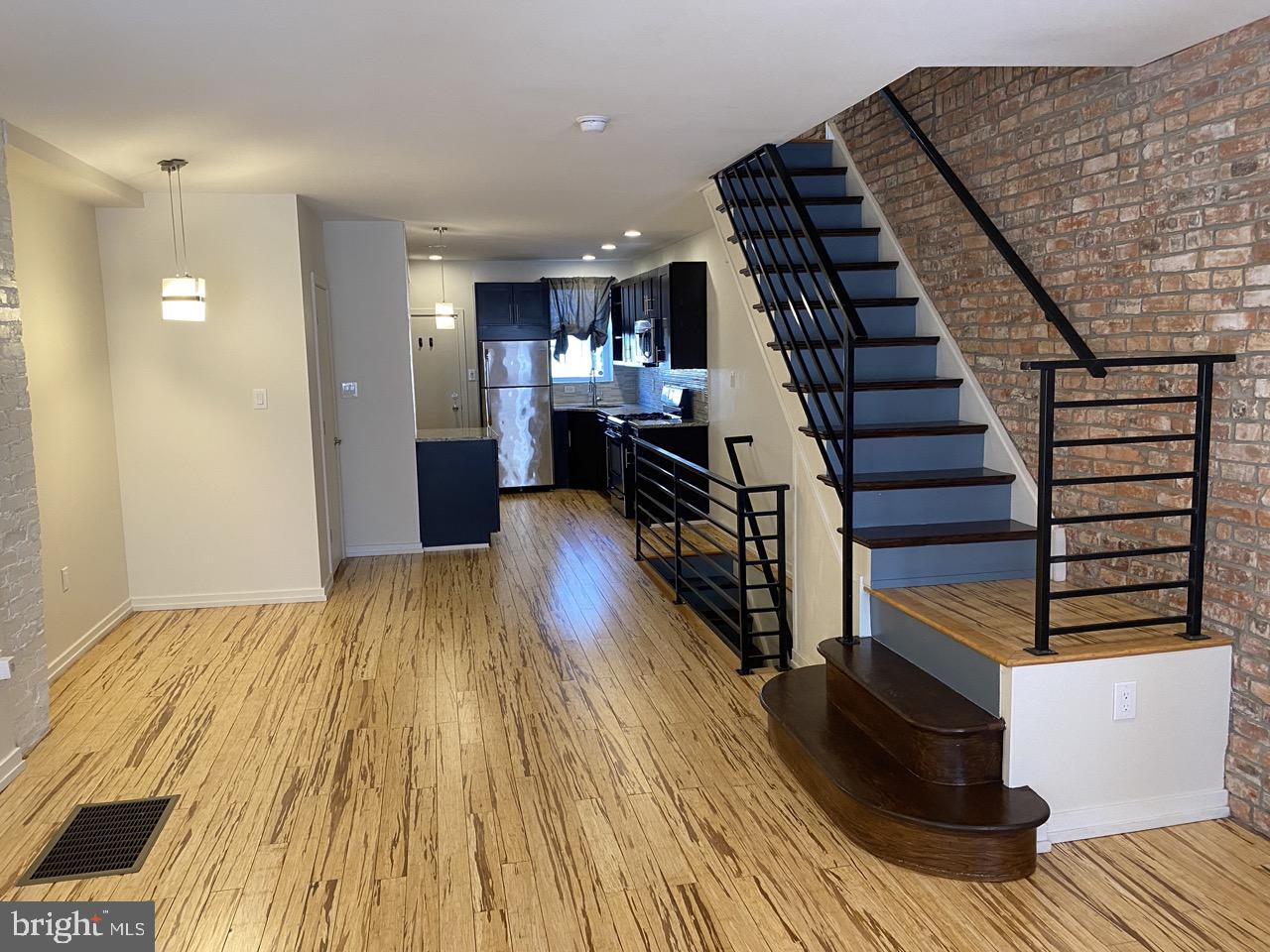 2719 Reed Street Philadelphia, PA 19146 - Photo 4 of 40