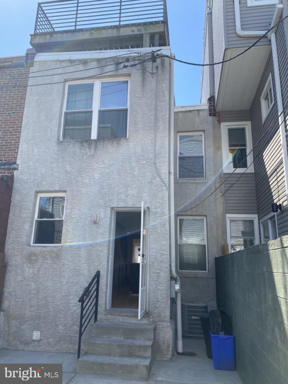 2719 Reed Street Philadelphia, PA 19146 - Photo 10 of 40