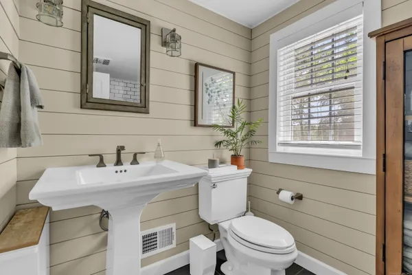 $4,200 | 140 Dunk Rock Road, Guilford, CT 06437