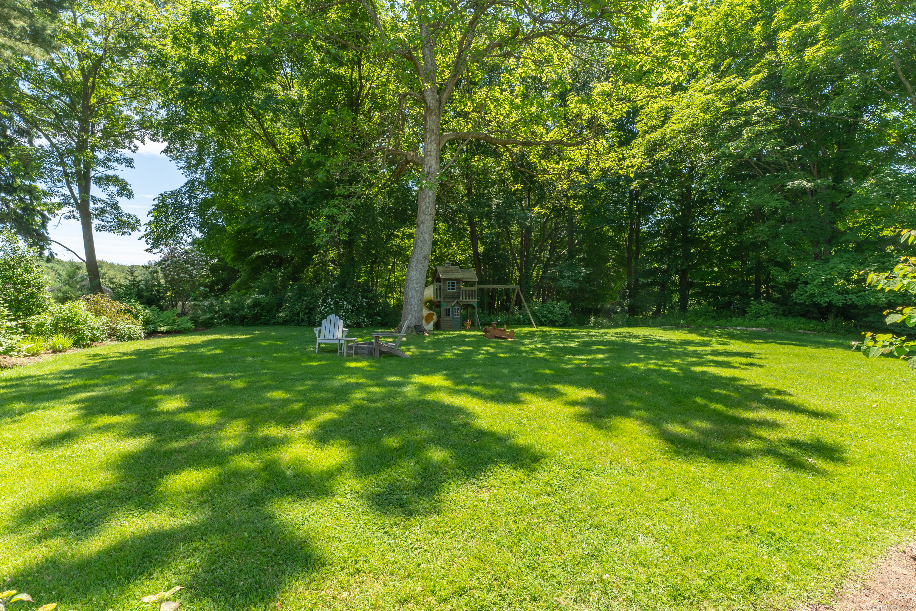 140 Dunk Rock Road Guilford, CT 06437 - Photo 37 of 37 Sits on one acre