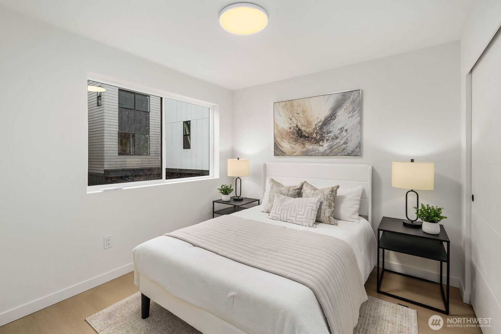 937 North 87th Street, Unit A Seattle, WA 98103 - Photo 13 of 34