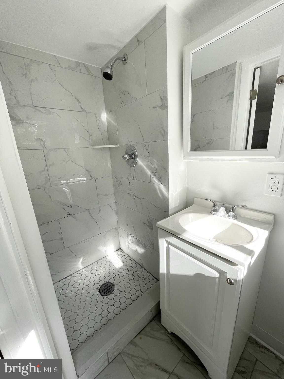 253 Harding Avenue Clementon, NJ 08021 - Photo 8 of 42 Gallery Image 8