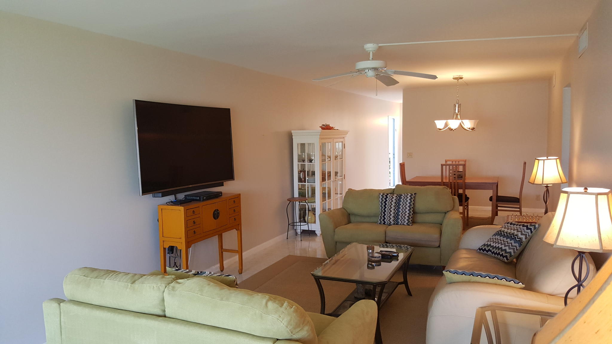 1036 Exeter Boca Raton, FL 33434 - Photo 8 of 21 2016-11-21 14.28.42