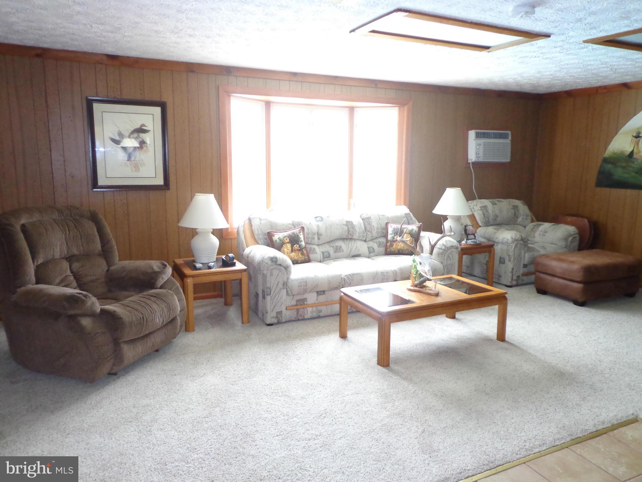707 Joppa Farm Road Joppa, MD 21085 - Photo 11 of 21 Living Room