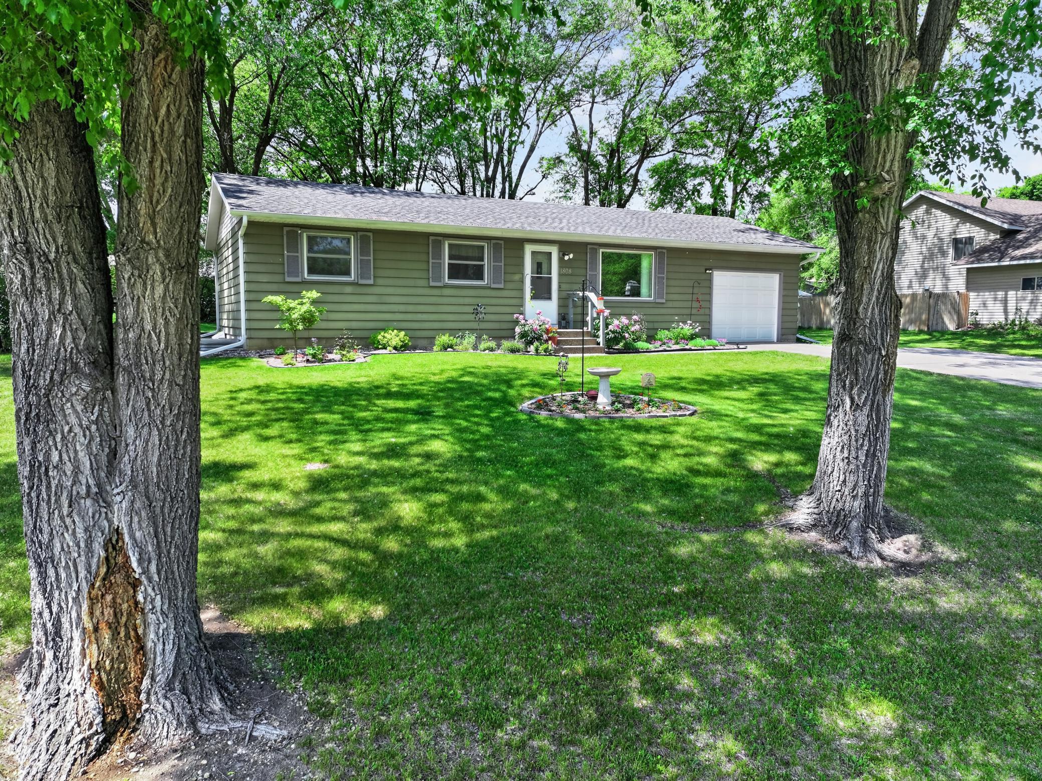 1808 East Golf Course Road Northeast Alexandria, MN 56308 - Photo 5 of 55