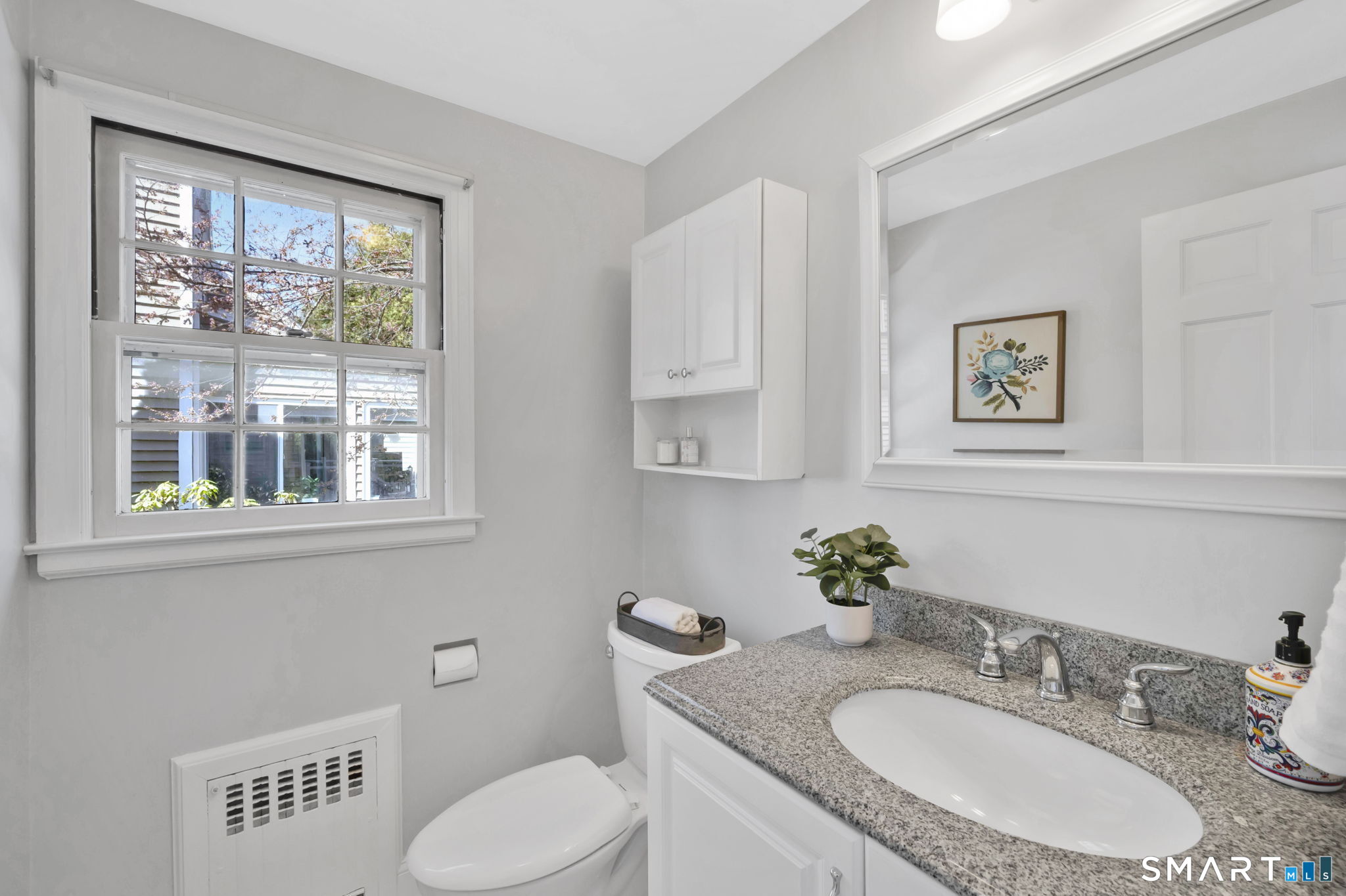 6 Paxton Road West Hartford, CT 06107 - Photo 14 of 39