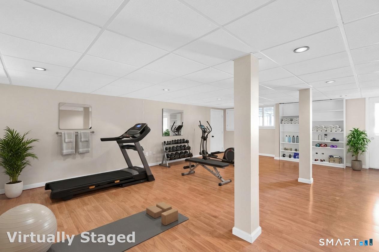 6 Paxton Road West Hartford, CT 06107 - Photo 30 of 39