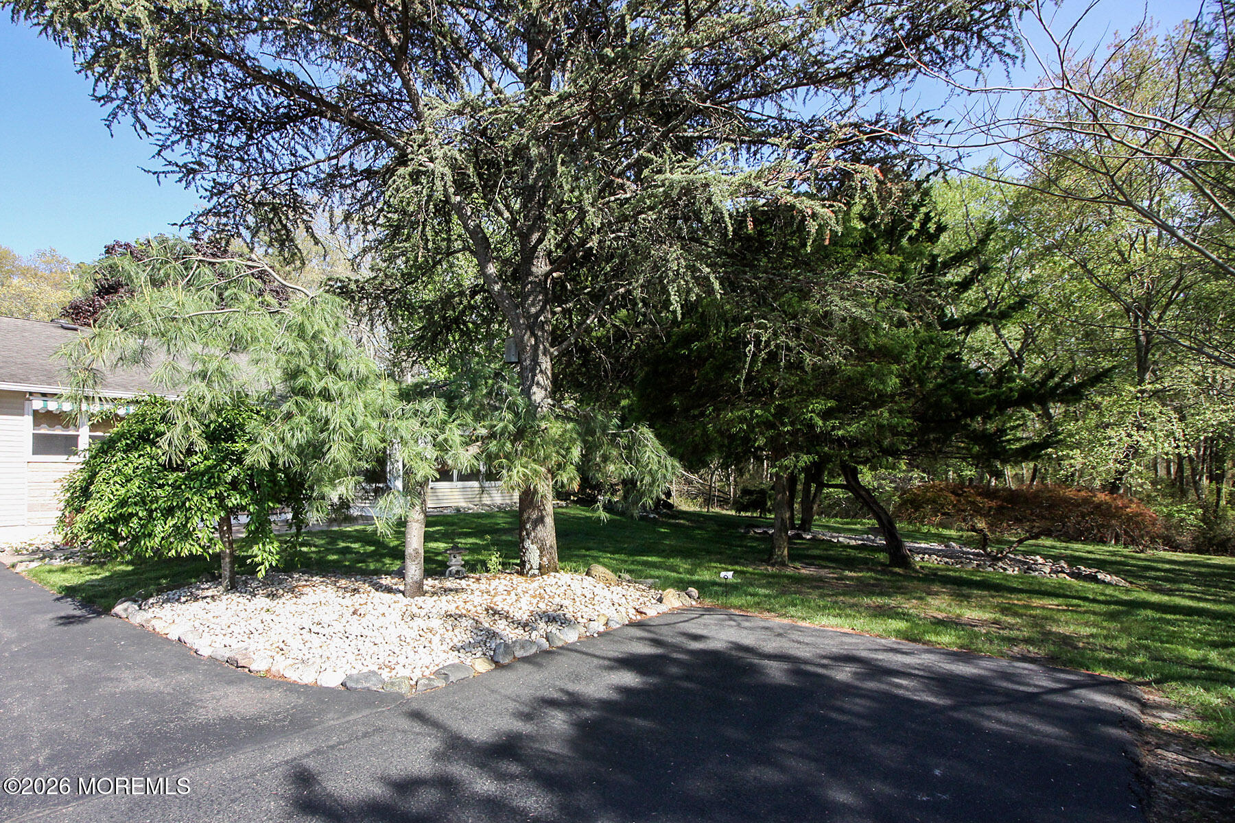 29 East Road, Unit D Jackson, NJ 08527 - Photo 19 of 23 View Of Front Yard