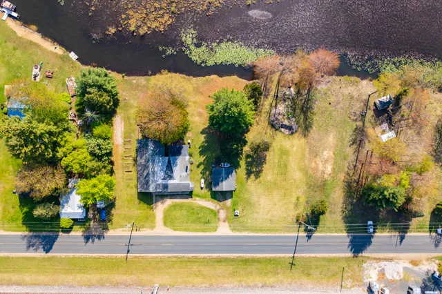 $315,000 | 11131 County Road 215, Grand Junction, MI 49056