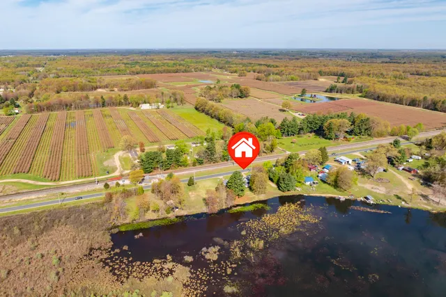 $315,000 | 11131 County Road 215, Grand Junction, MI 49056