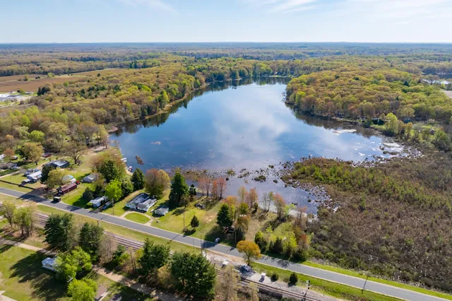 $315,000 | 11131 County Road 215, Grand Junction, MI 49056