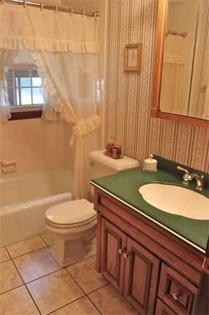 504 Shaker Road Westfield, MA 01085 - Photo 13 of 30 Gallery Image 13