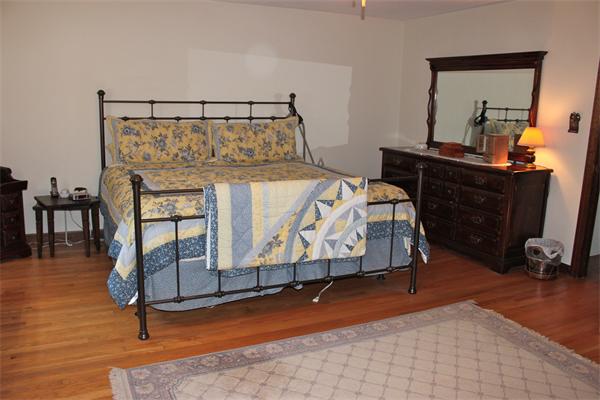 504 Shaker Road Westfield, MA 01085 - Photo 16 of 30 Gallery Image 16