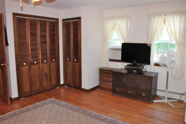 504 Shaker Road Westfield, MA 01085 - Photo 17 of 30 Gallery Image 17