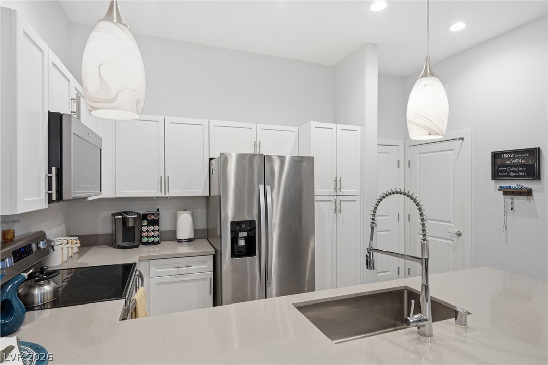 6439 Wide Sky Street Las Vegas, NV 89166 - Photo 7 of 44