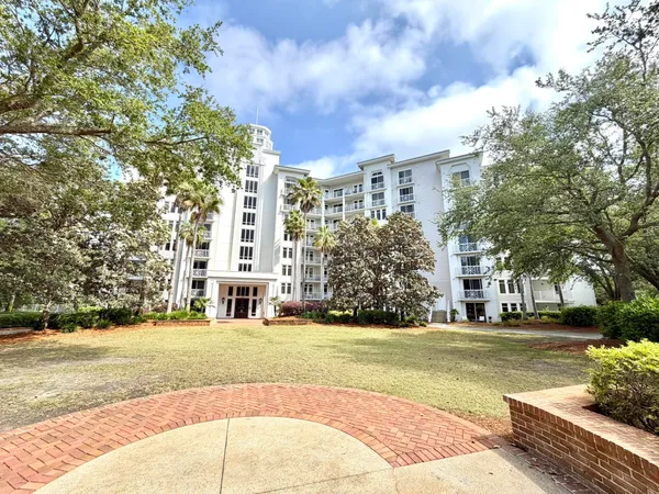 $188,000 | 9800 Grand Sandestin Boulevard, Unit 5718, Miramar Beach, FL 32550