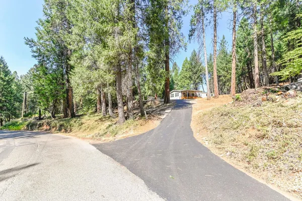 $398,000 | 16320 Pioneer Creek Road, Pioneer, CA 95666