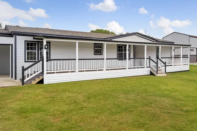 $1,900 | 17319 Wells Drive, Unit CR115, Pearland, TX 77584