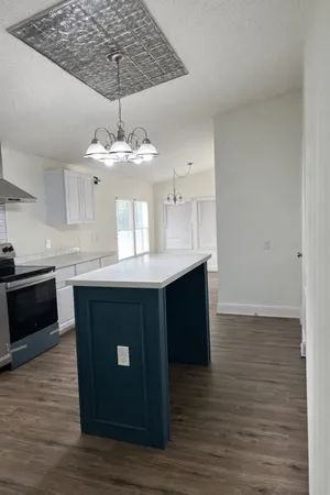 $1,900 | 17319 Wells Drive, Unit CR115, Pearland, TX 77584