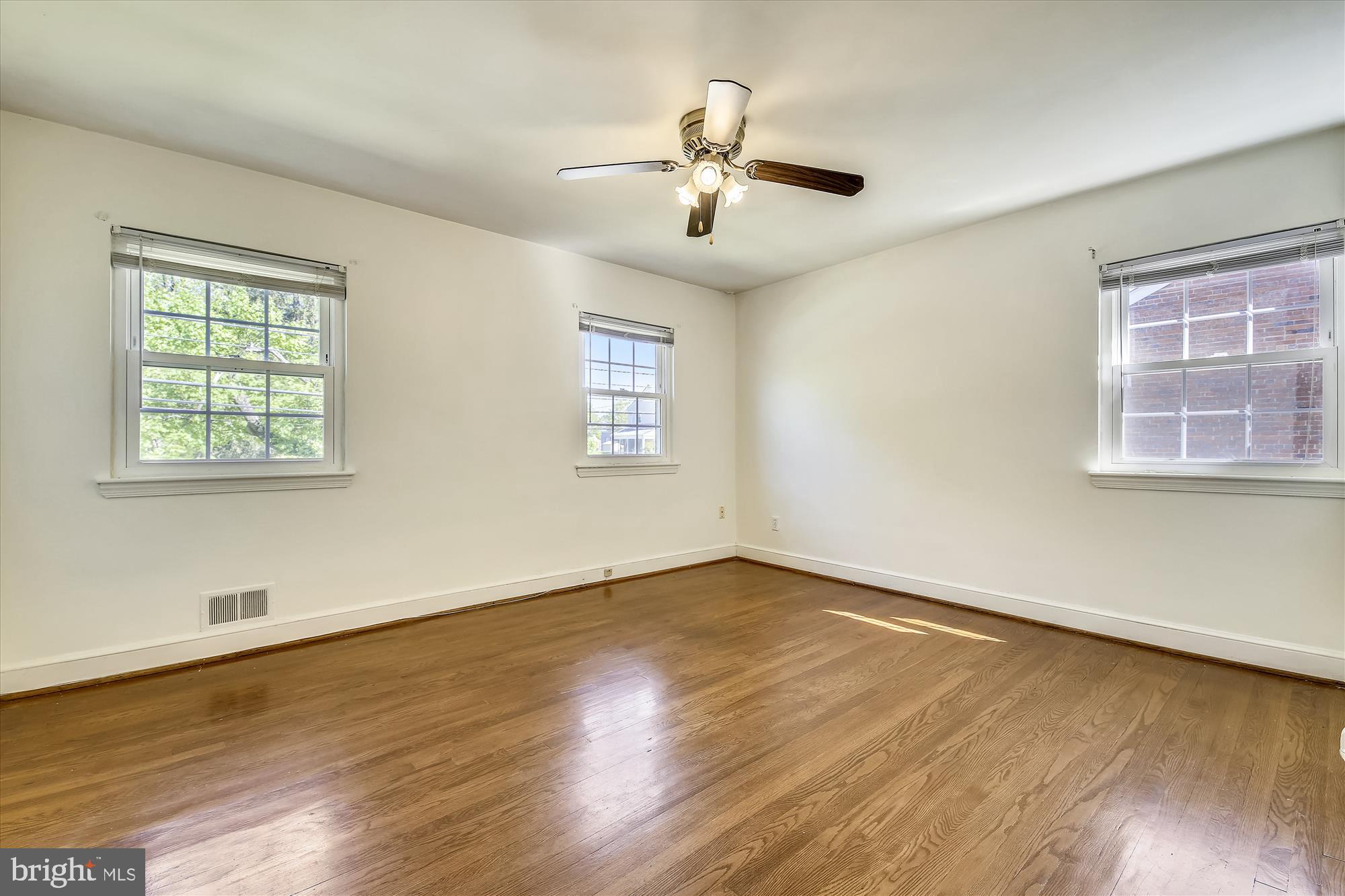 11612 Grandview Avenue Silver Spring, MD 20902 - Photo 15 of 29 Bedroom 1