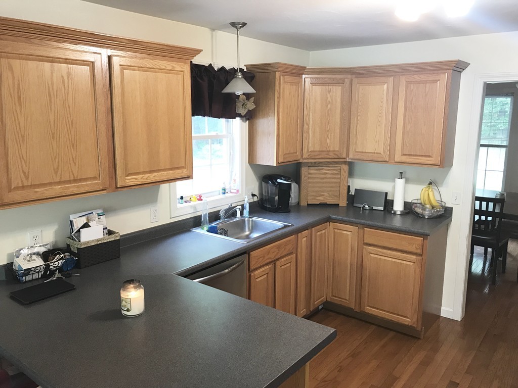 102 H Foote Road Charlton, MA 01507 - Photo 3 of 18