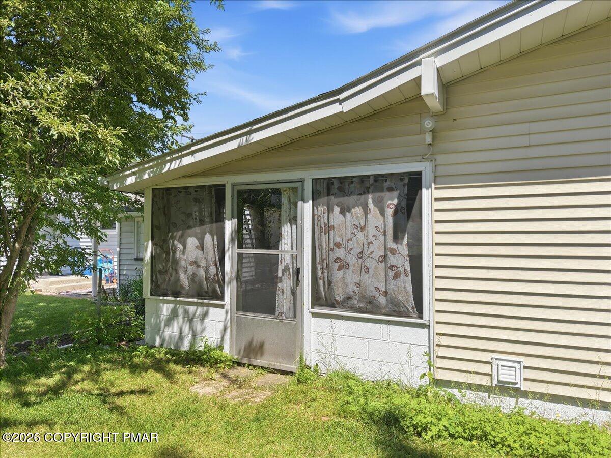 137 Sweetfern Road Stroudsburg, PA 18360 - Photo 55 of 67 Rear View