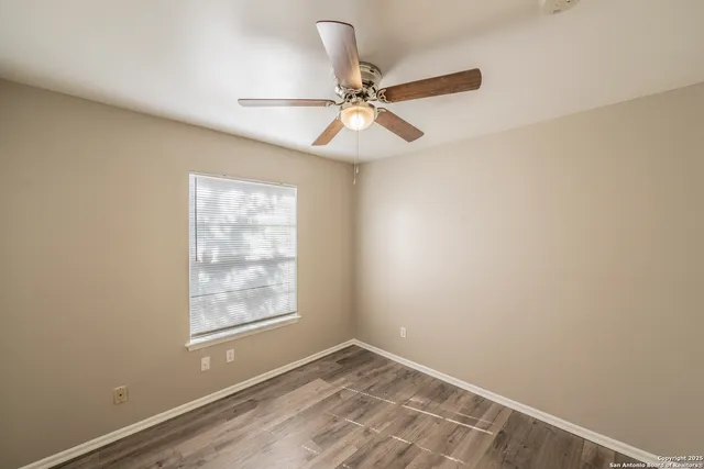 $1,800 | 411 Laddie Place, San Antonio, TX 78201