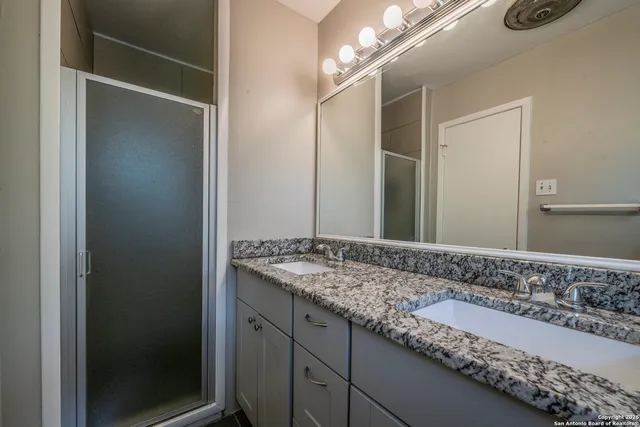 $1,800 | 411 Laddie Place, San Antonio, TX 78201