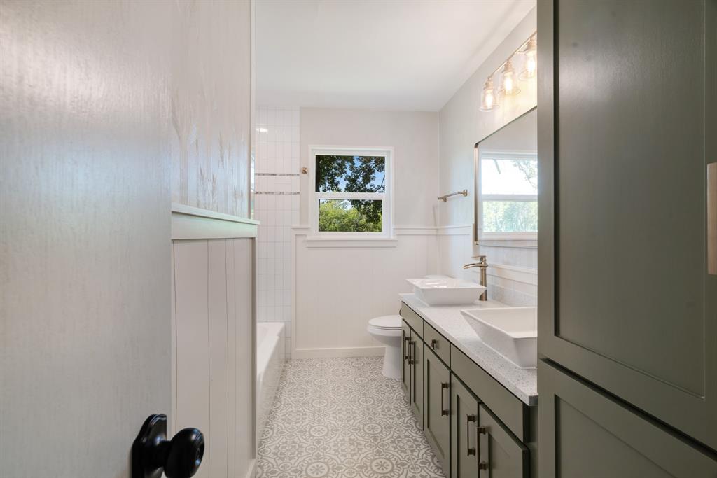 3815 Jefferson Road Paris, TX 75462 - Photo 13 of 21