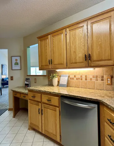 $285,000 | 7095 Ivy Ridge Lane, Circle Pines, MN 55014