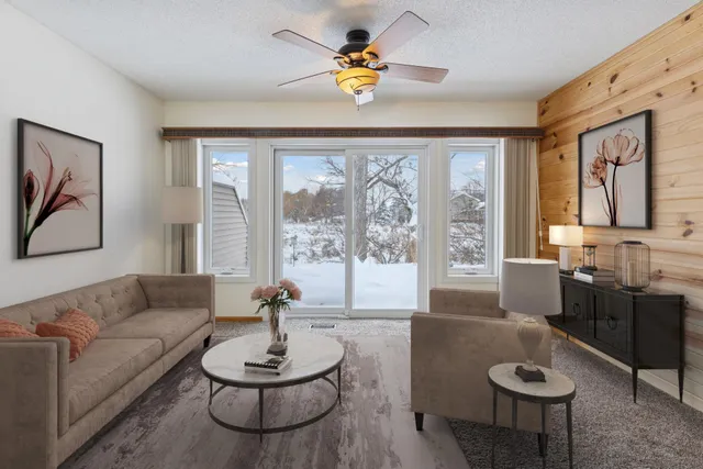 $285,000 | 7095 Ivy Ridge Lane, Circle Pines, MN 55014