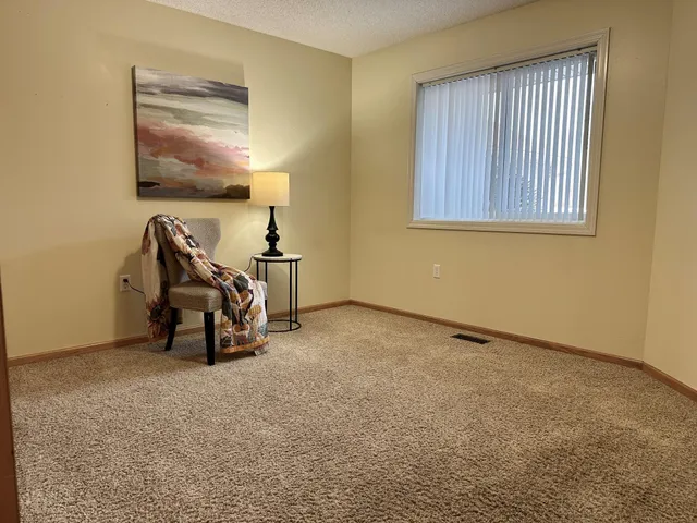 $285,000 | 7095 Ivy Ridge Lane, Circle Pines, MN 55014