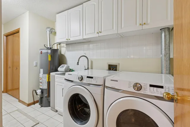 $285,000 | 7095 Ivy Ridge Lane, Circle Pines, MN 55014