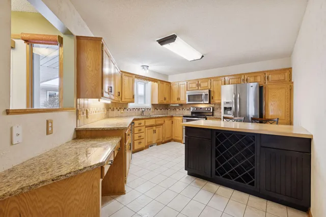 $285,000 | 7095 Ivy Ridge Lane, Circle Pines, MN 55014