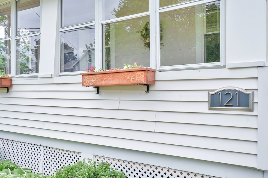 121 Meadow Road Longmeadow, MA 01106 - Photo 39 of 40 Gallery Image 39