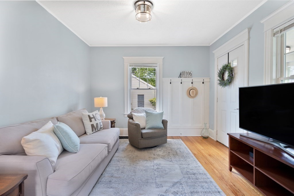 121 Meadow Road Longmeadow, MA 01106 - Photo 7 of 40 Gallery Image 7