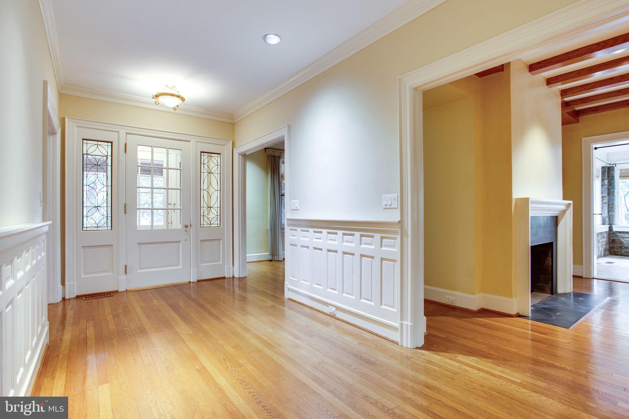 5226 39th Street Northwest Washington, DC 20015 - Photo 11 of 79