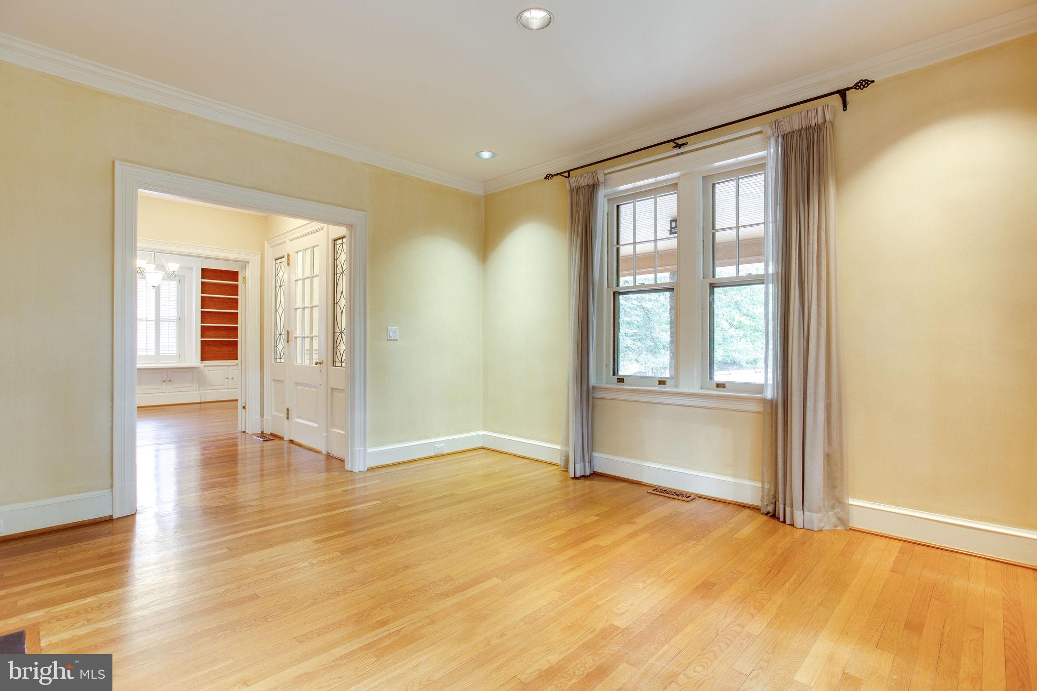 5226 39th Street Northwest Washington, DC 20015 - Photo 17 of 79