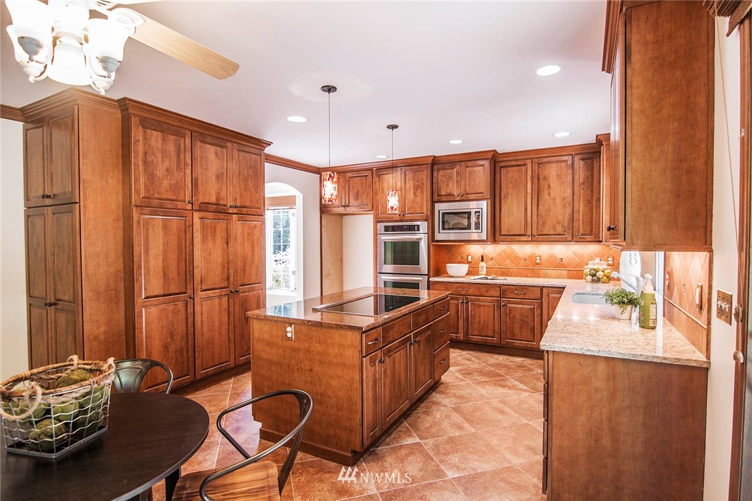 21132 50th Drive Southeast Bothell, WA 98021 - Photo 8 of 25