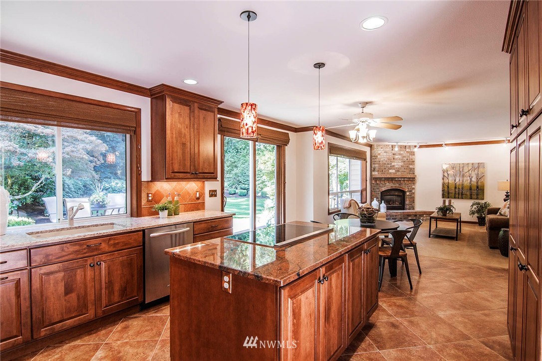 21132 50th Drive Southeast Bothell, WA 98021 - Photo 9 of 25