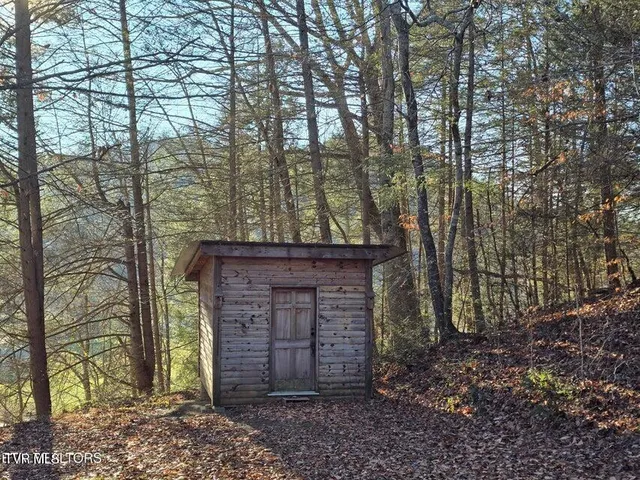 $239,500 | 4060 Tazewell Highway, Sneedville, TN 37869