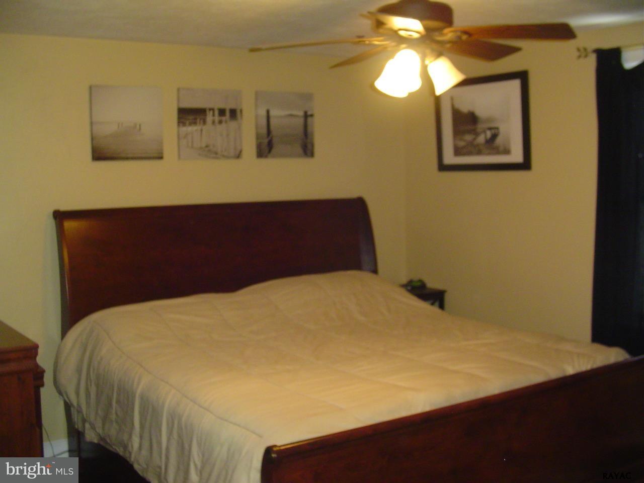 555 Boxwood Road Red Lion, PA 17356 - Photo 10 of 26 Gallery Image 10